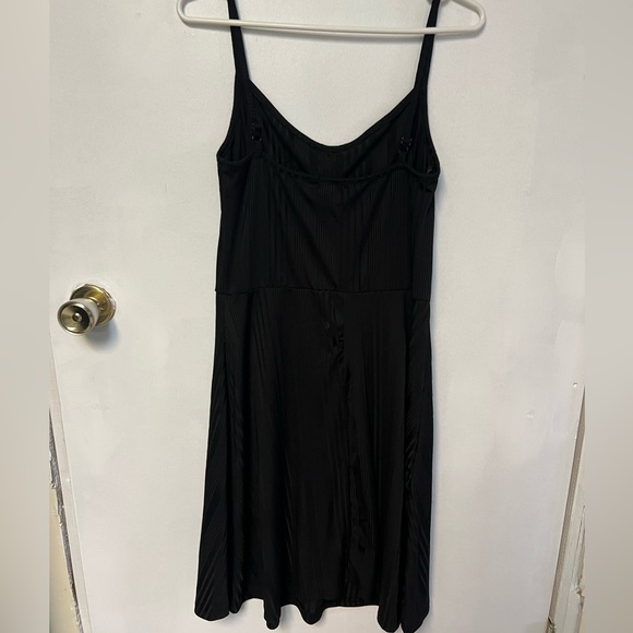 Black Spring Dress - Picture 2 of 3